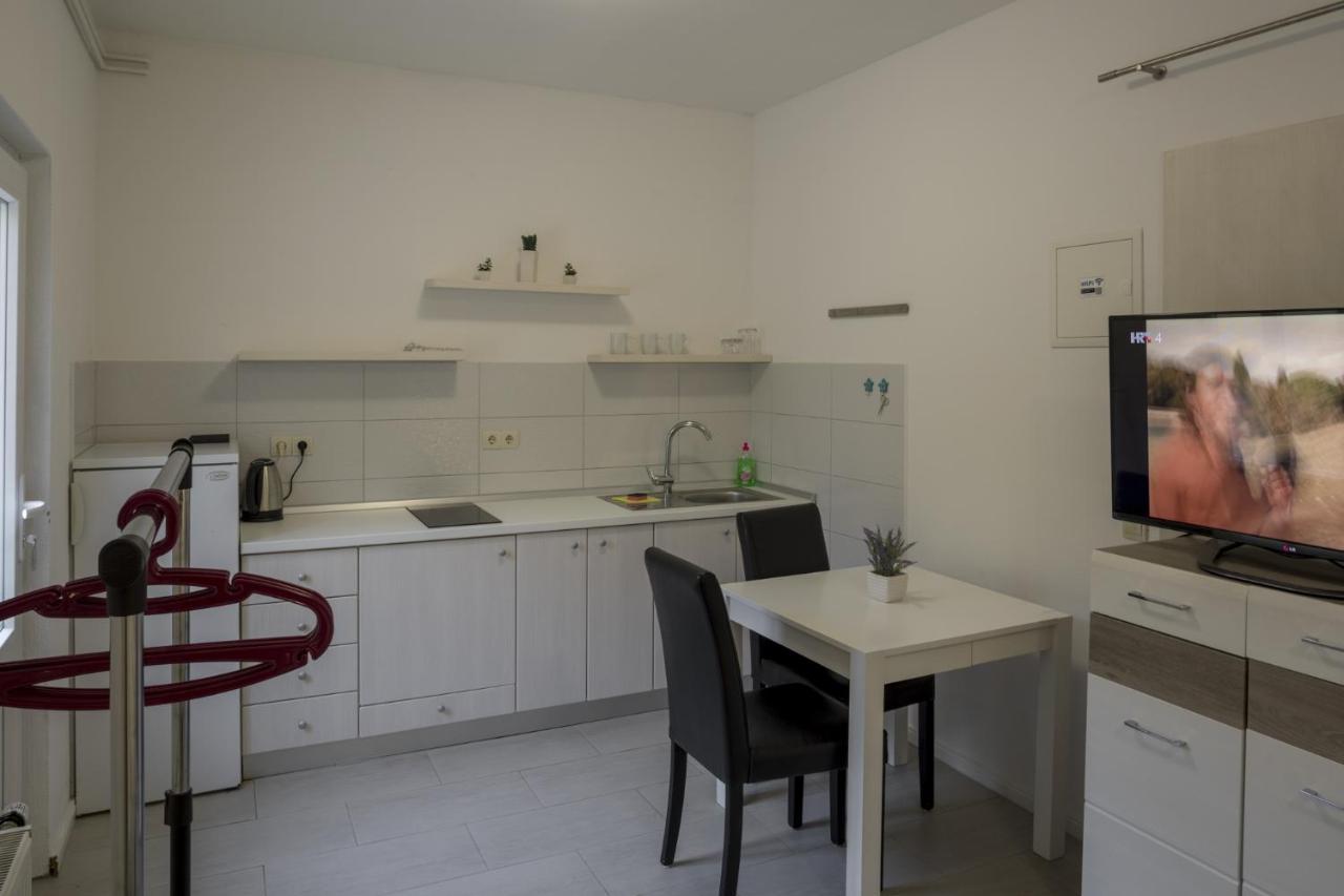 Apartments With A Parking Space Zuljana, Peljesac - 4573 エクステリア 写真